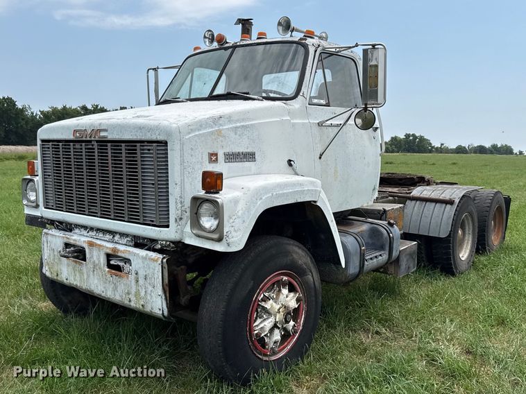 1984 GMC Brigadier semi truck - EX2094