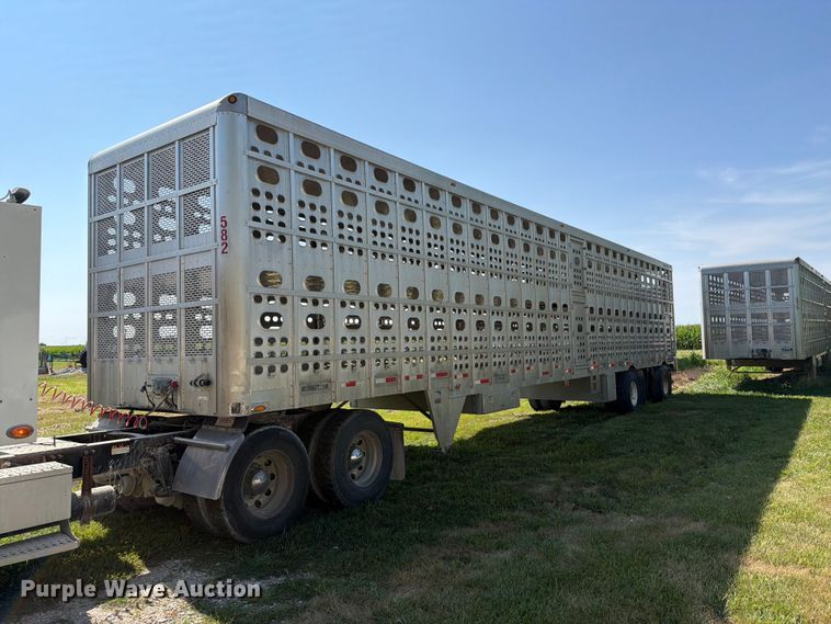 2008 M.h. Eby, Inc Trans Pork livestock trailer - FB5844