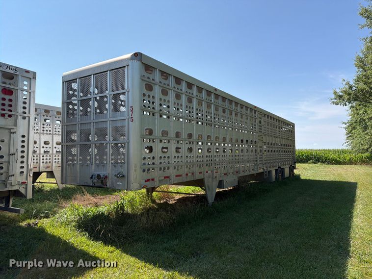 2008 M.h. Eby, Inc livestock trailer - FB5845
