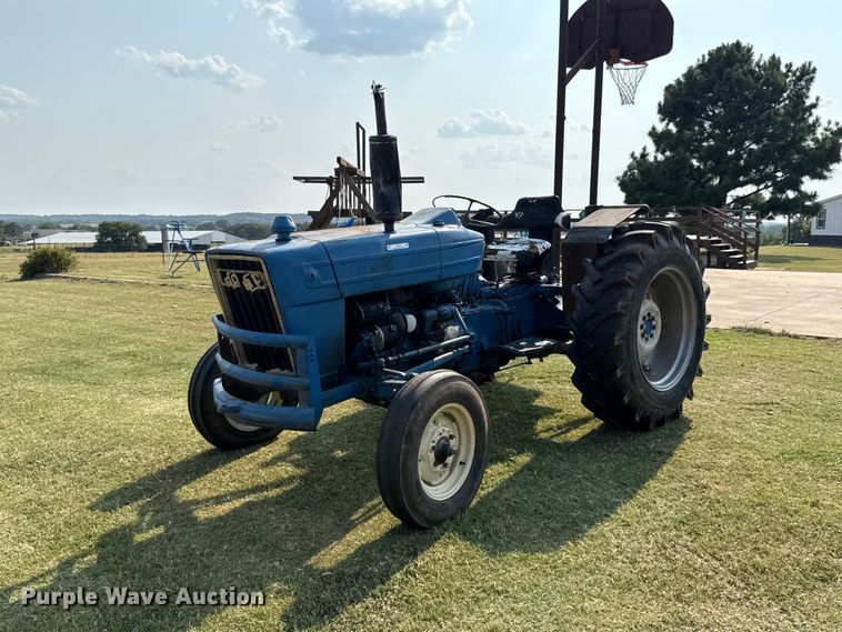 1973 Ford 3000 tractor - FC4107
