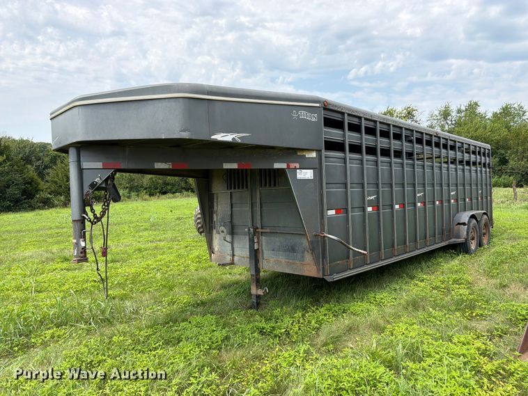 2008 Titan 1R7715 livestock trailer - FK3314