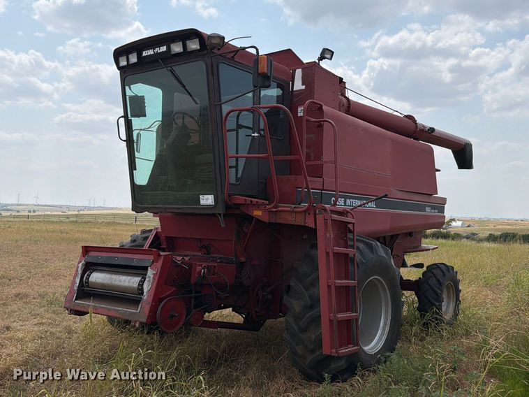 1991 Case International 1680 222B Axial-Flow combine - FN2542
