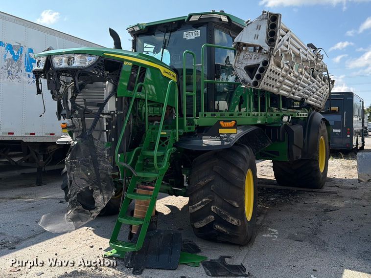 2023 John Deere 800R spreader - YA4209