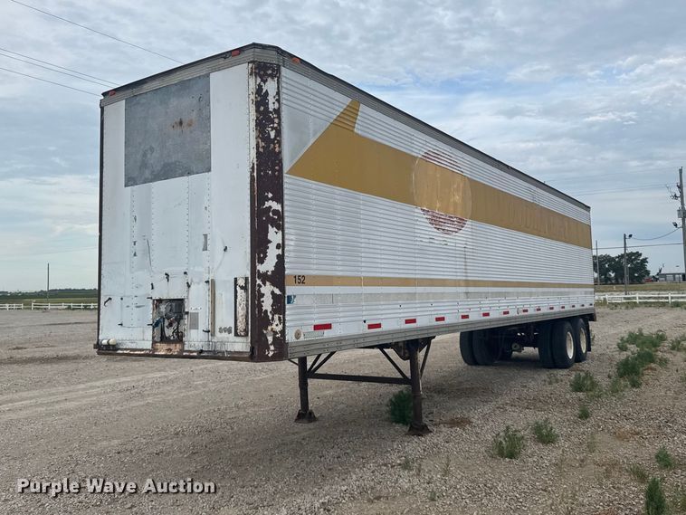 1977 Kentucky Trailers dry van trailer - DY3082