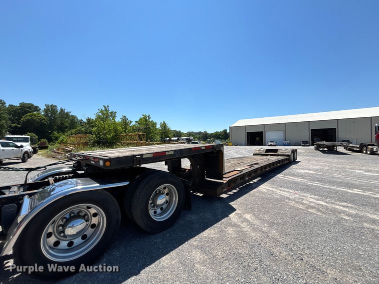 2013 Fontaine lowboy equipment trailer - ER3115