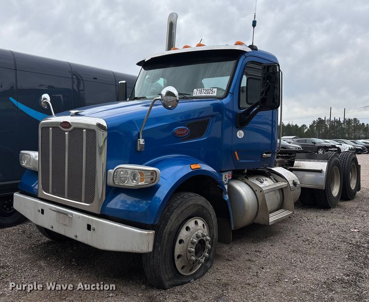2019 Peterbilt 567 semi truck - YA1088