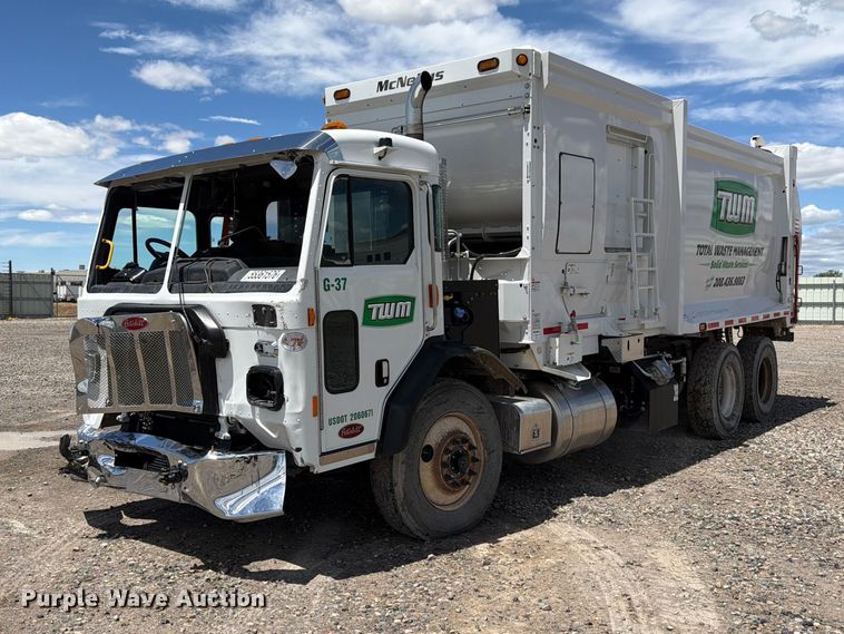 2026 Peterbilt 520 refuse truck  - YA4009
