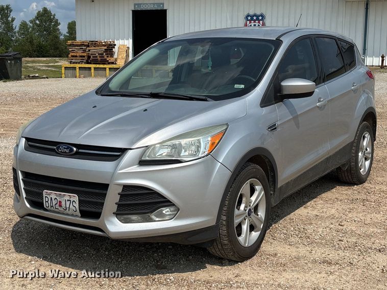 2015 Ford Escape SUV - DZ4529