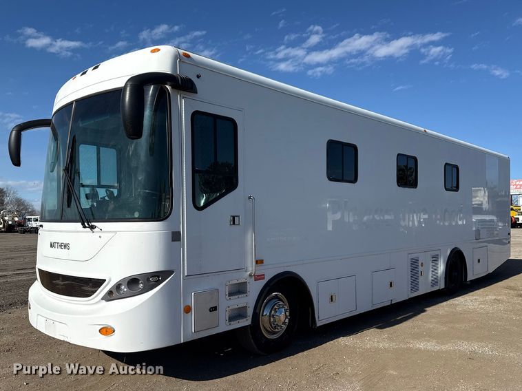 2014 Thomas Built MVP blood donation bus - EG2130