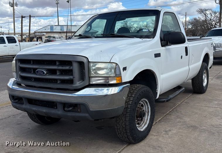 2002 Ford F250 Super Duty pickup truck - EU4845