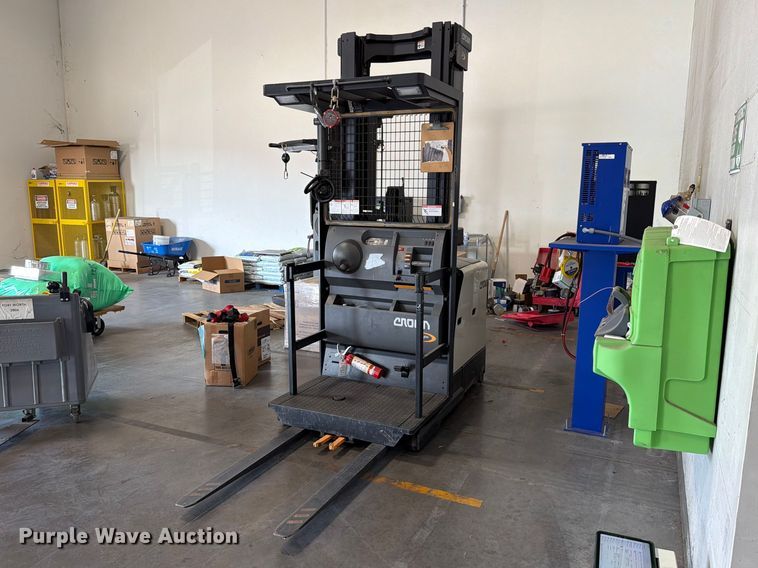 2019 Crown SP3520-30 order picker - EU5889