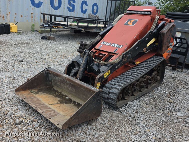 2018 Ditch Witch SK1550 compact utility loader - EV2437