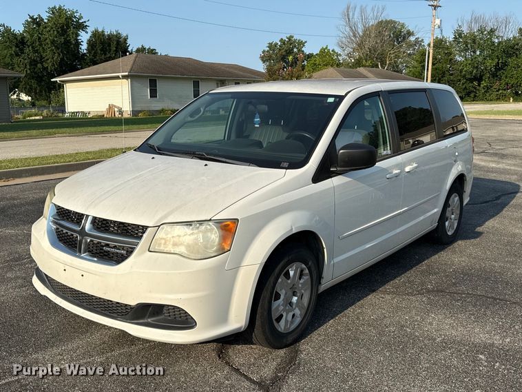 2011 Dodge Grand Caravan van - EV6078