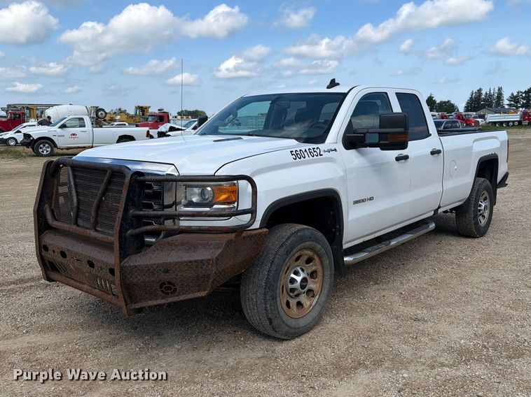 2016 GMC Sierra 3500HD Ext. Cab pickup truck - FB5902