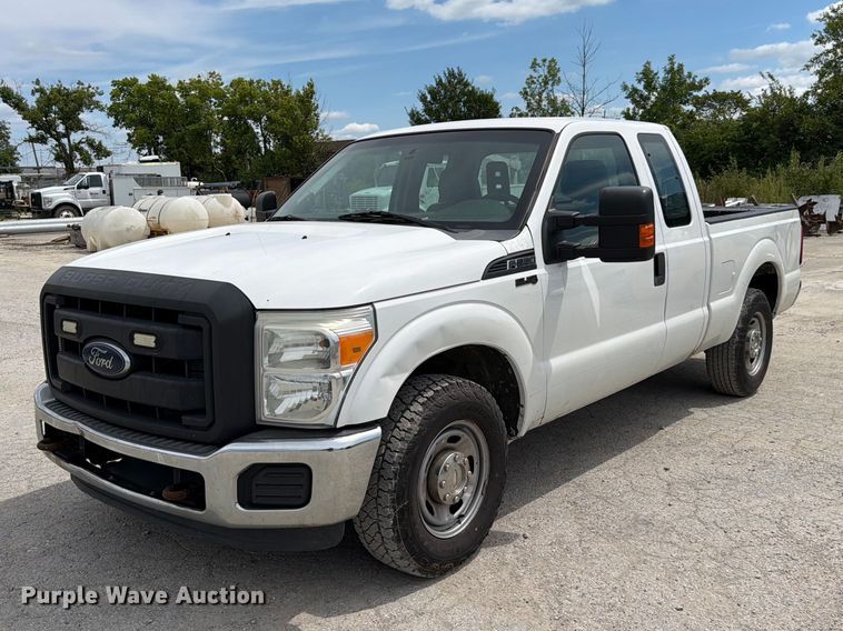 2013 Ford F250 Super Duty Ext. Cab pickup truck - FC3308