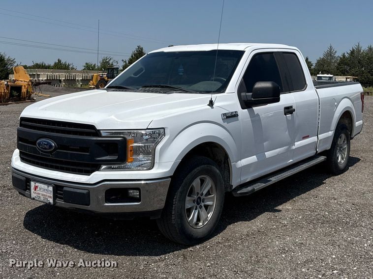 2018 Ford F150 Ext. Cab pickup truck - FC4084