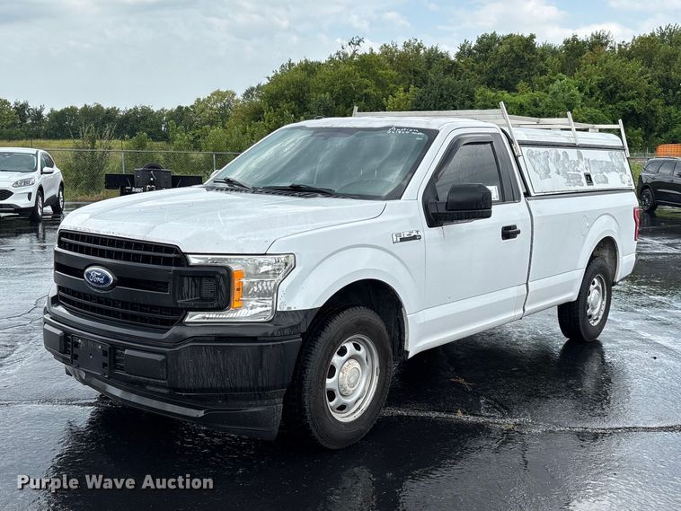 2018 Ford F150 pickup truck - FG0590