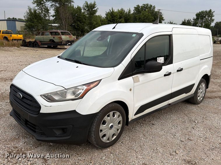 2019 Ford Transit Connect van - FK3302