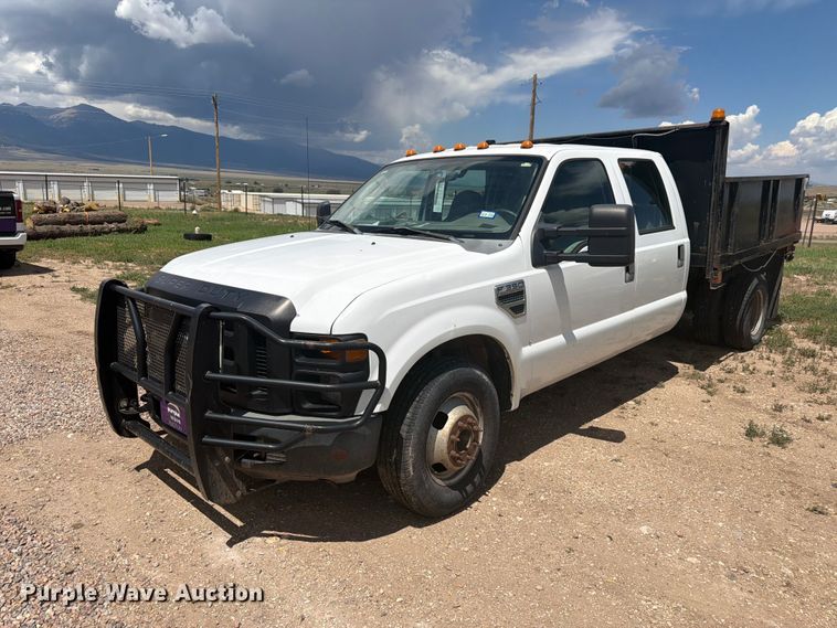 2008 Ford F350 Super Duty Crew Cab dump flatbed pickup truck - FM7616