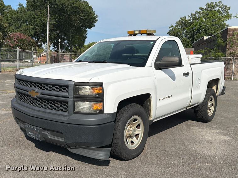2014 Chevrolet Silverado 1500 pickup truck - FN2036