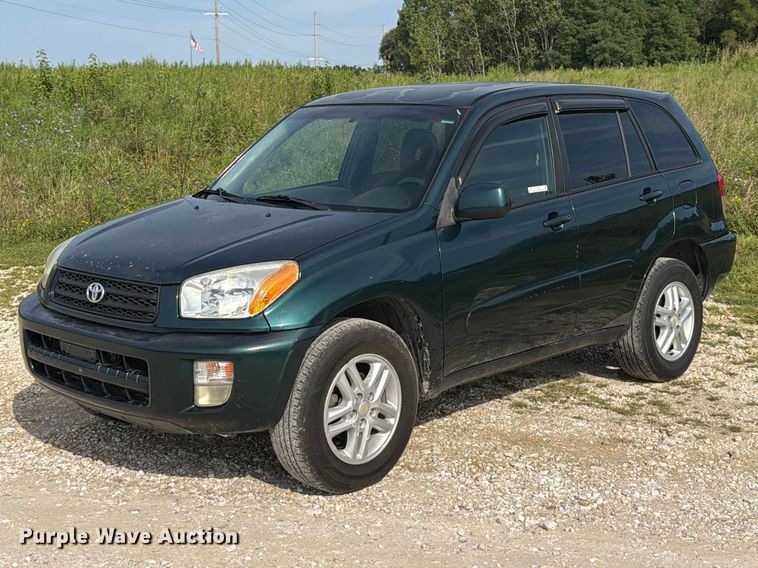 2003 Toyota RAV4 SUV - FT6142