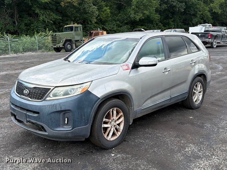 2014 KIA Sorento SUV - FU4530