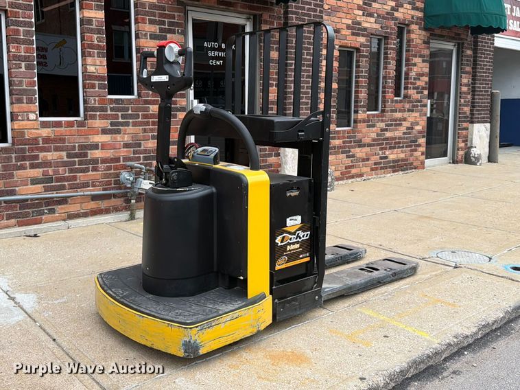 2018 Yale MPE060LFN24T2748 pallet jack - FU4554