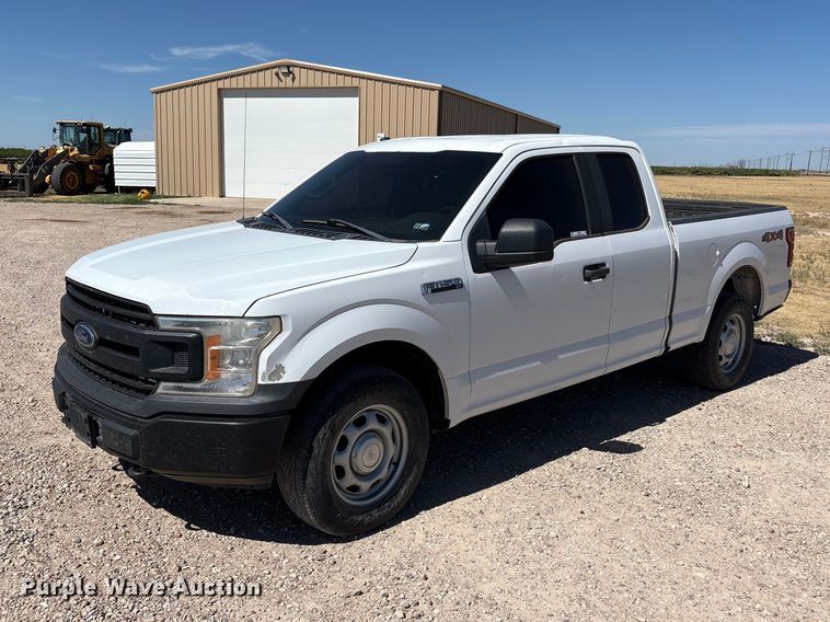 2018 Ford F150 Ext. Cab pickup truck - JM9373