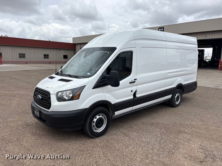 2019 Ford Transit van - JM9490