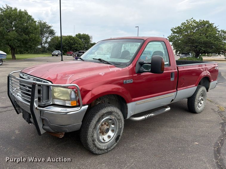 2003 Ford F250 Super Duty XLT pickup truck - OJ9951