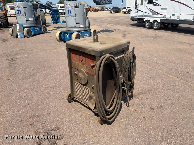 Lincoln Idealarc TM400/400 welder - EA0406