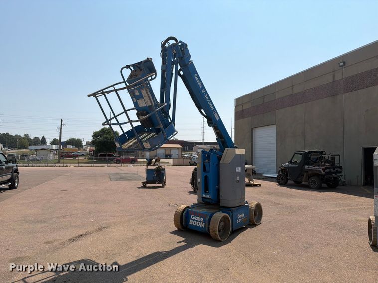2001 Genie Z-30N boom lift - EA0409