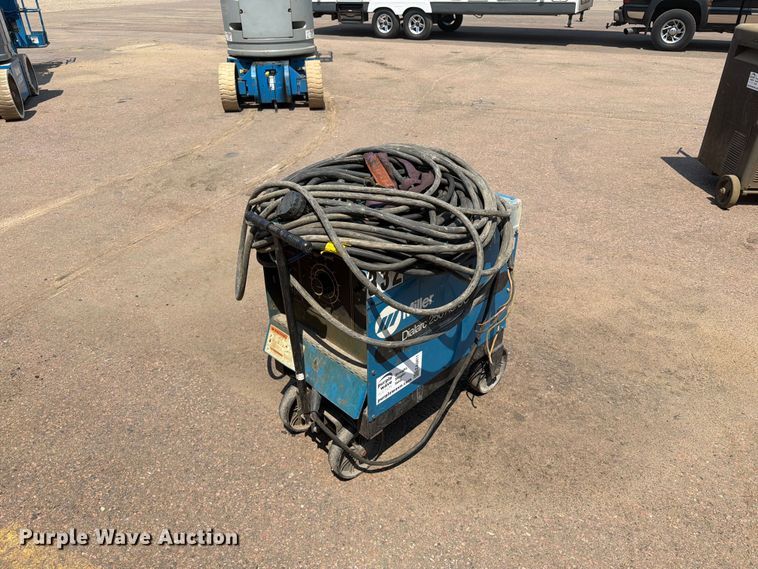 Miller Dialarc 250 welder - EA0411