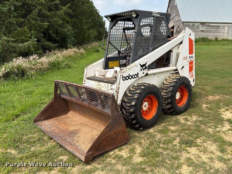 1989 Bobcat 843 skid steer loader - EA0427