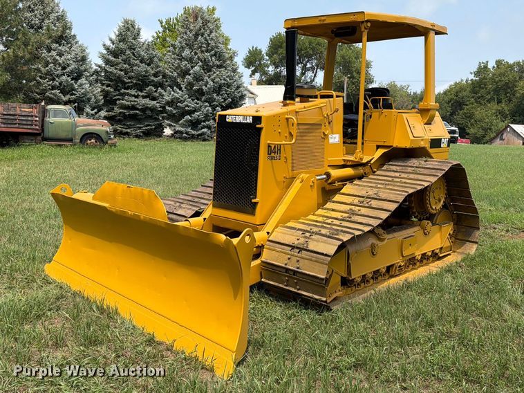 1991 Caterpillar D4H dozer - EA0432