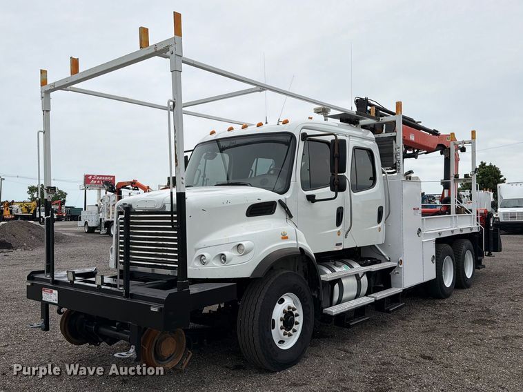 2012 Freightliner Business Class M2 Crew Cab crane truck - EG9224