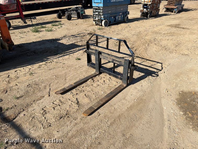 Manitou 50504723 skid steer forks - ER1972