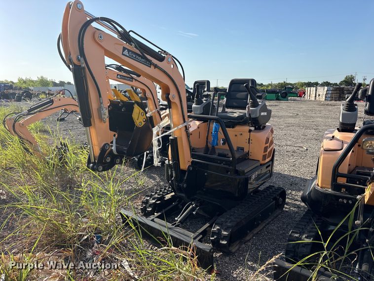 2024 Erie EM15 mini excavator - ET0420