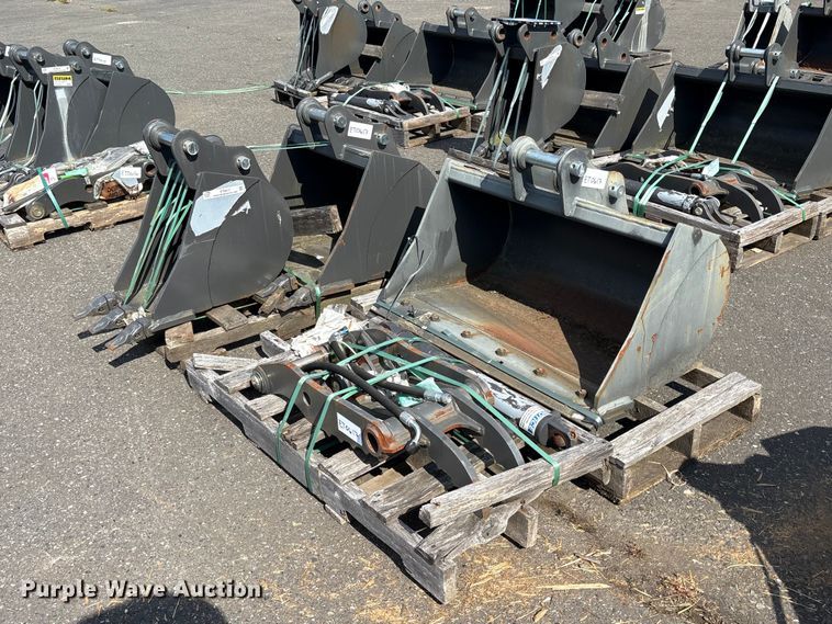 CNH Industrial CNH33.37 excavator attachments - ET0617