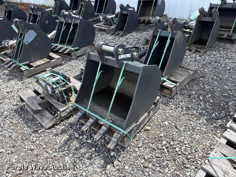 CNH Industrial CNH33.37 excavator attachments - ET0660