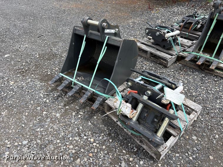CNH Industrial CNH33.37 excavator attachments - ET0670