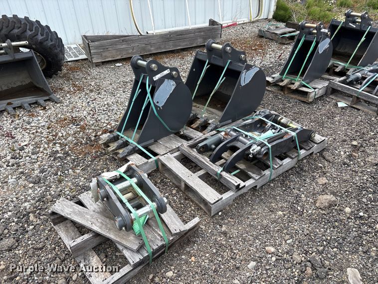 CNH Industrial CNH33.37 excavator attachments - ET0674