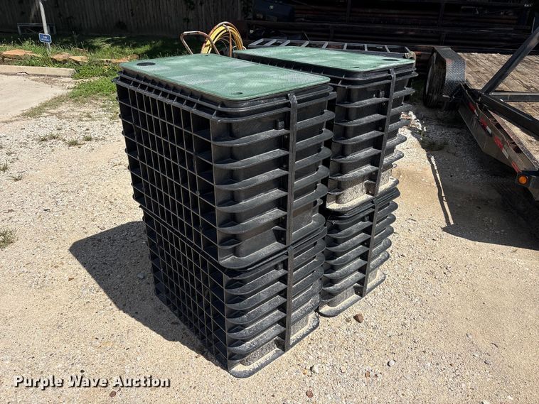(4) Underground utility boxes - EU0809