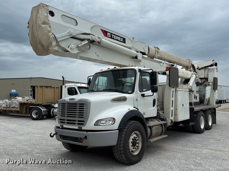 2014 Freightliner Business Class M2 bucket truck - EV6054