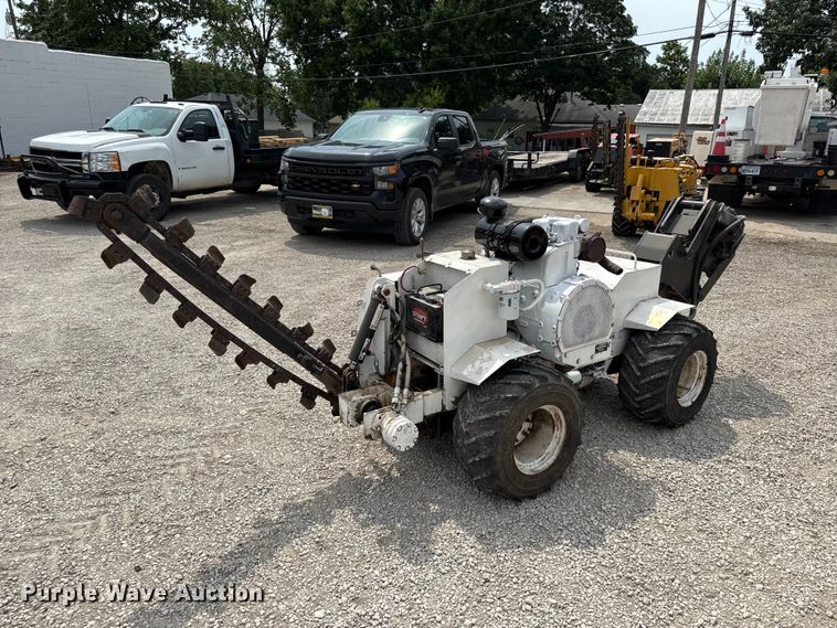 1990 Bobcat 2021 trencher - EV6075