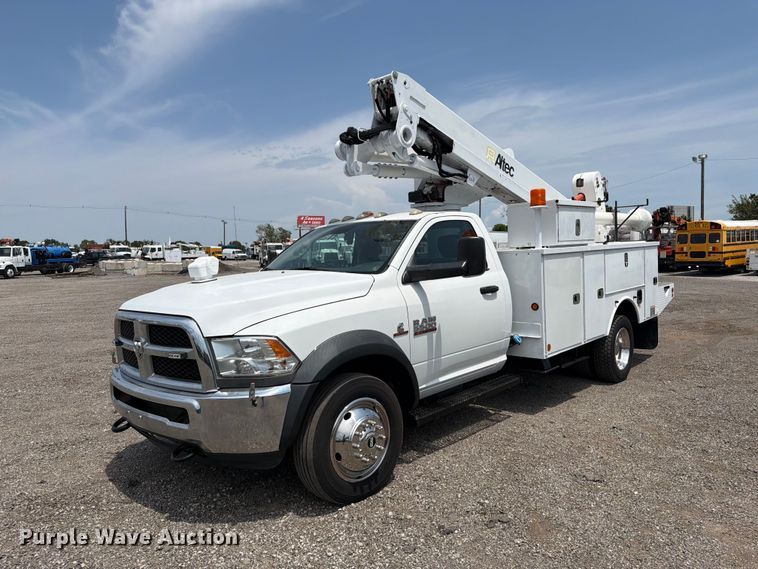 2013 RAM 5500 bucket truck - FB4987