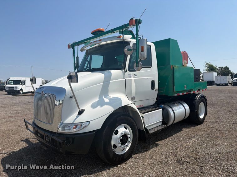 2016 International TranStar 8600 toter truck - FB4999