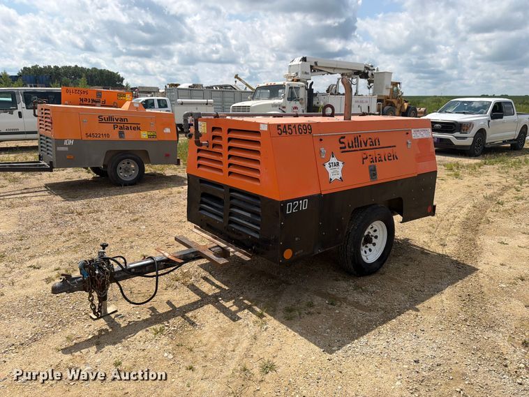Sullivan Palatek DF210PHJD air compressor - FB5913