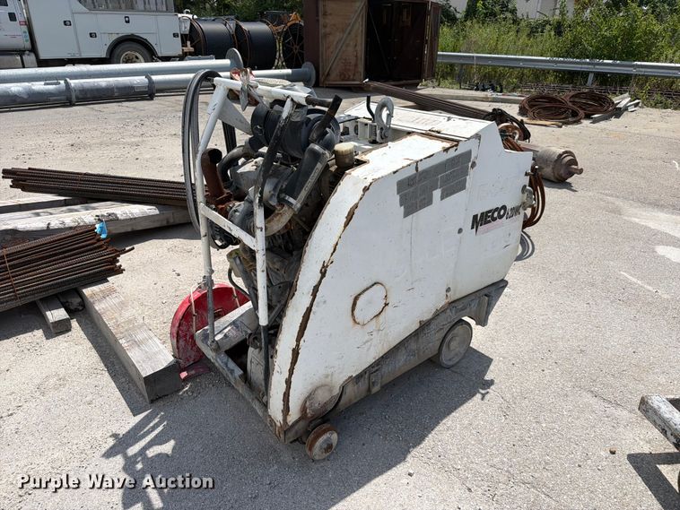 Meco M62DWC walk behind concrete saw - FC3311