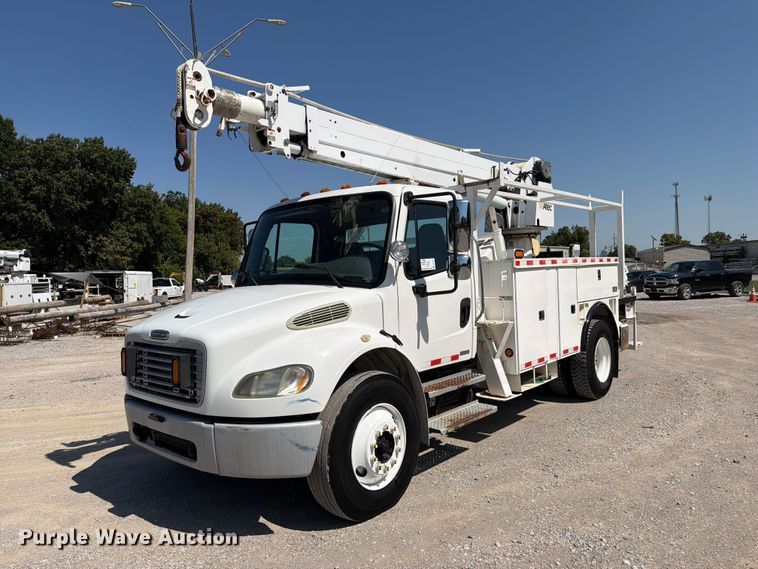 2006 Freightliner Business Class M2 bucket truck - FI0349
